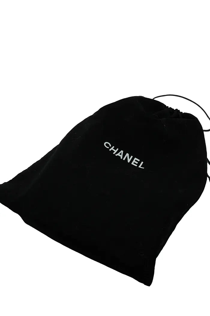 Bolso Chanel "Wallet On Chain" en piel de cordero azul-gris, artículo de segunda mano, entregado con su funda guardapolvo original chanel