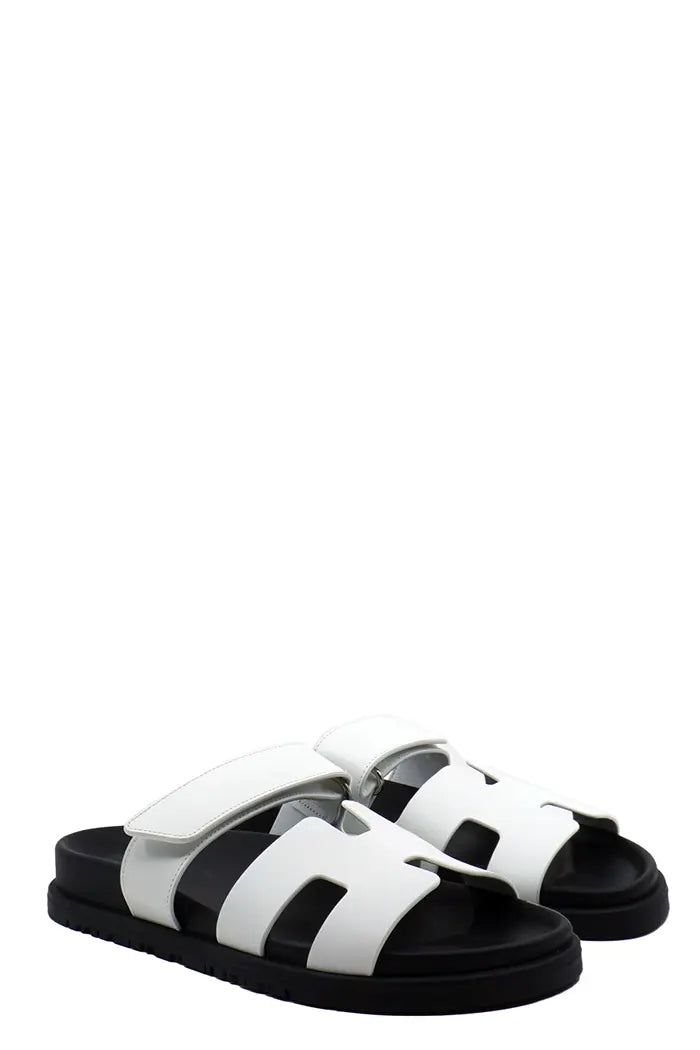 Hermès Chypre white leather sandals, right front view. New, used.