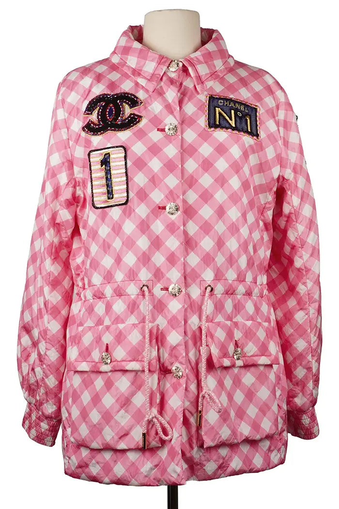 Chanel preloved sur-chemise en soie italienne, vichy rose, coupe parka avec cordons coulissants défaits