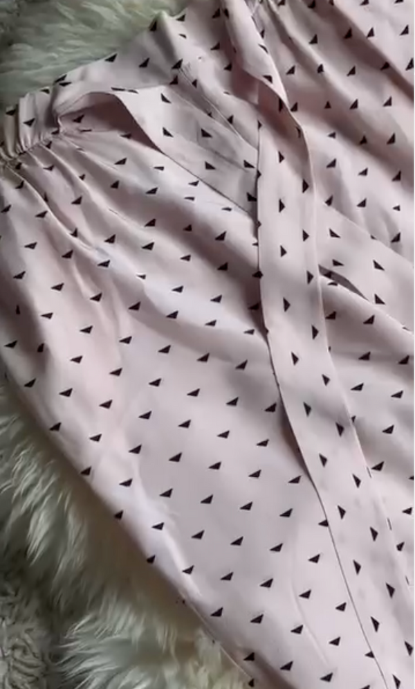 Prada Silk Pink: Eleganz in Bewegung