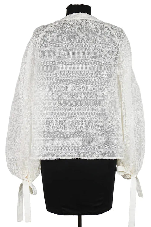 Chanel Blusa blanca de guipur con ascot, vista posterior, segundero