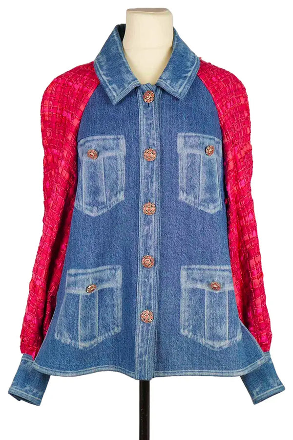 Veste Chanel jean et Tweed rose par Karl Lagerfeld, article d'occasion, vue de face