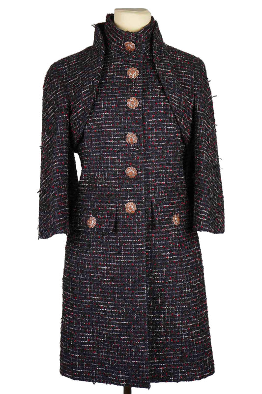 CHANEL tweed jacket from the 2015 Cruise Collection “Paris-Dubai” by Karl Lagerfeld. Reference 1000011. Reench, preloved luxury.