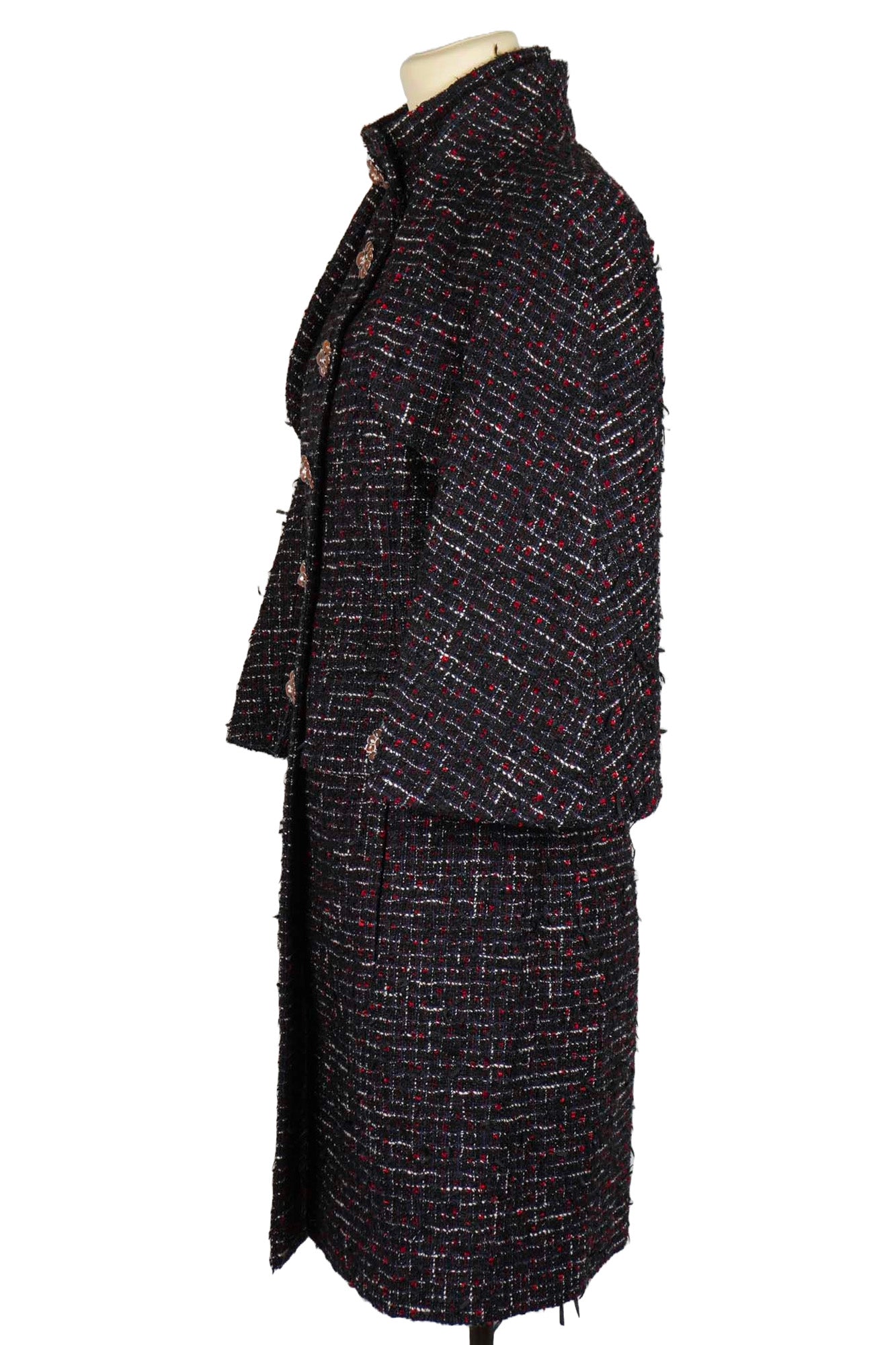 Three-quarter view of Black Tweed Coat, reference 1000011. Reench, preloved Chanel.