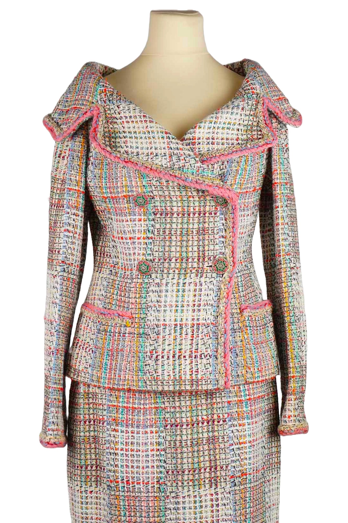 1000013 Chanel tweed multicolor jacket, Reench preloved, set Chanel, with the skirt.