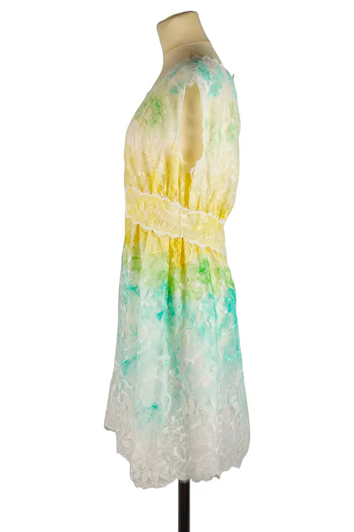 Vestido Chanel Dentelle Multicolore, vista lateral, segundero