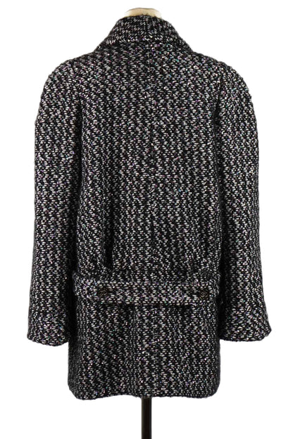 Back view of Chanel black tweed coat. Reference 1000031. Reench, preloved.