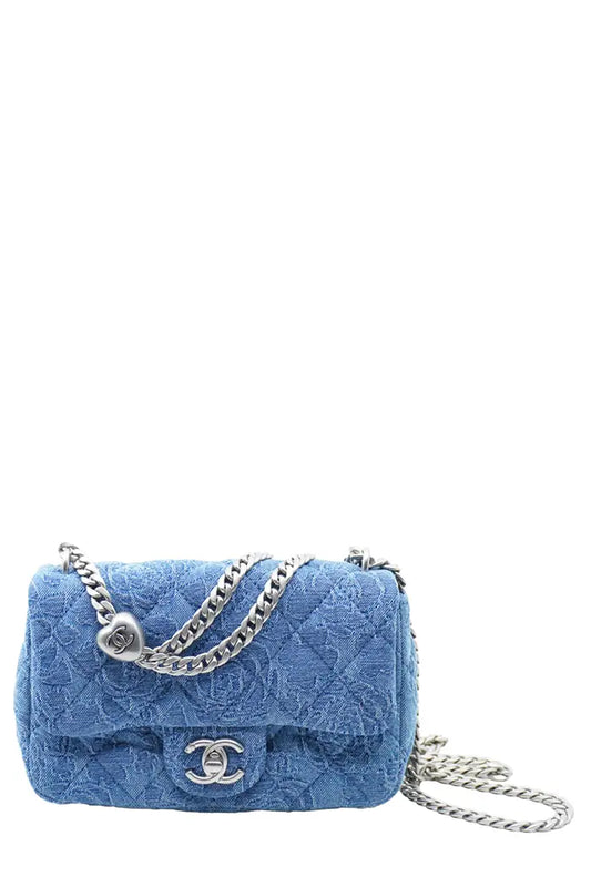 Flapbag Camélia Sweetheart en jean, article d'occasion, vue de face