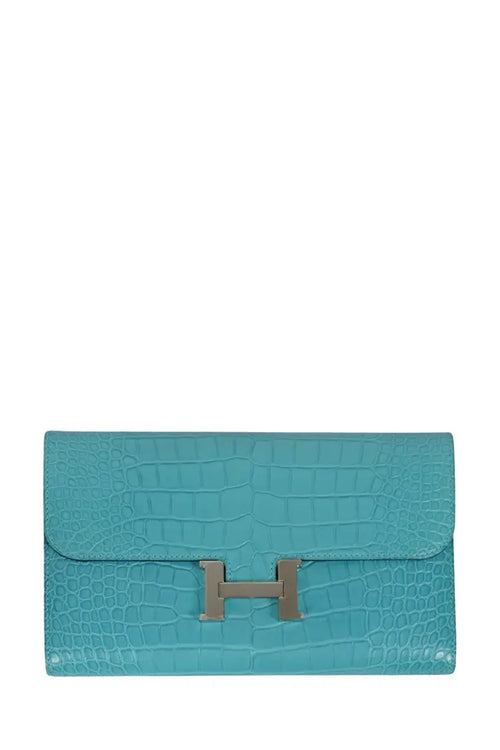 Hermes Constance Billetera de Piel de Aligátor Azul Turquesa, artículo de segunda mano, vista frontal cerrada