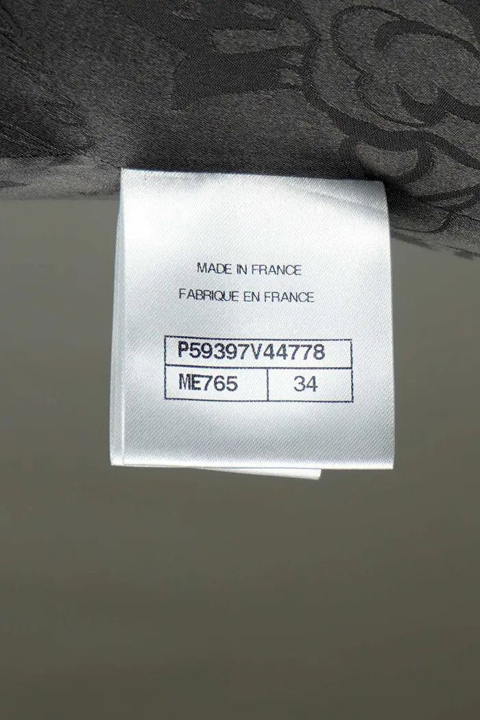 Chanel Abrigo de lana gris, artículo de segunda mano, zoom en la etiqueta Talla