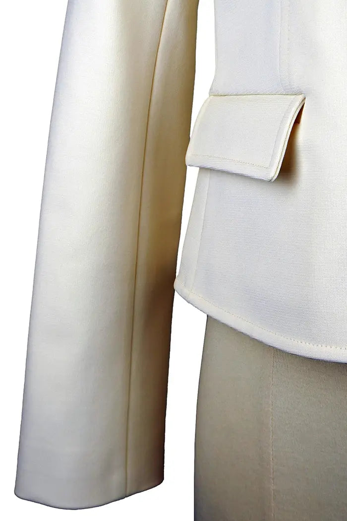 Hermes Micro Zipped Jersey Chaqueta Milano Ecru, artículo de segunda mano, zoom en las mangas