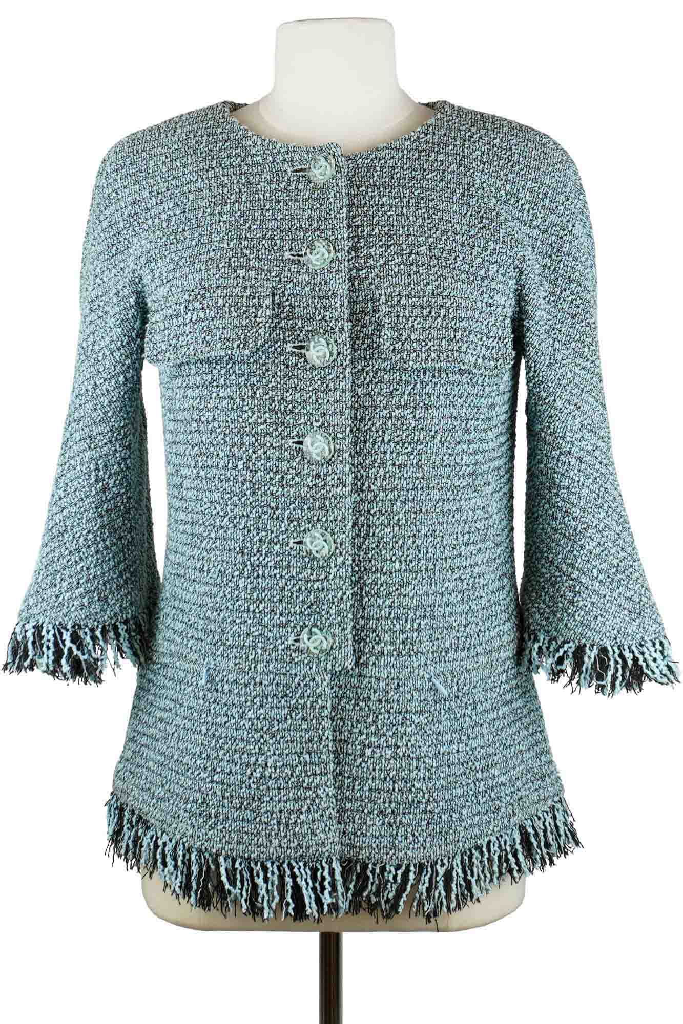 1000077 Blue tweed jacket Chanel, Reench preloved. Jacket with fringes.