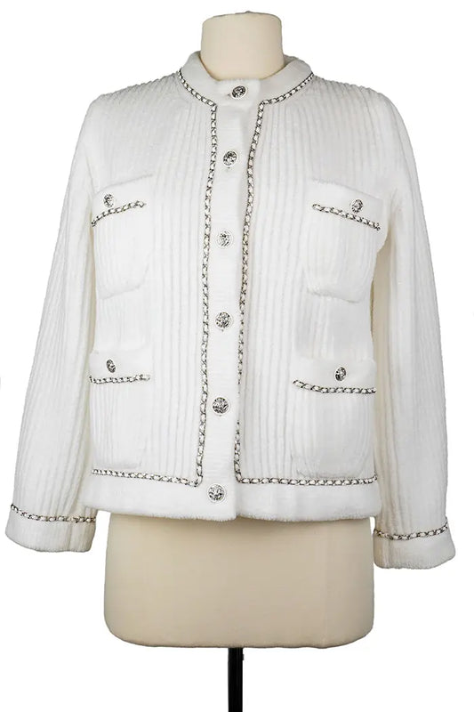 Cárdigan  blancoChanel , colección Otoño/Invierno 2022, seminuevo, vista delantera