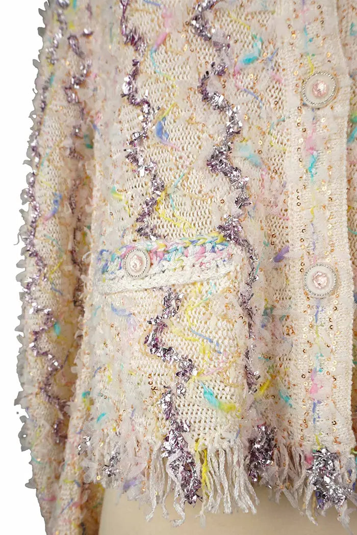 Chanel tweed pastel Cardigan , spring/summer 2022 collection, pre-owned item, zoom on cardigan finishes