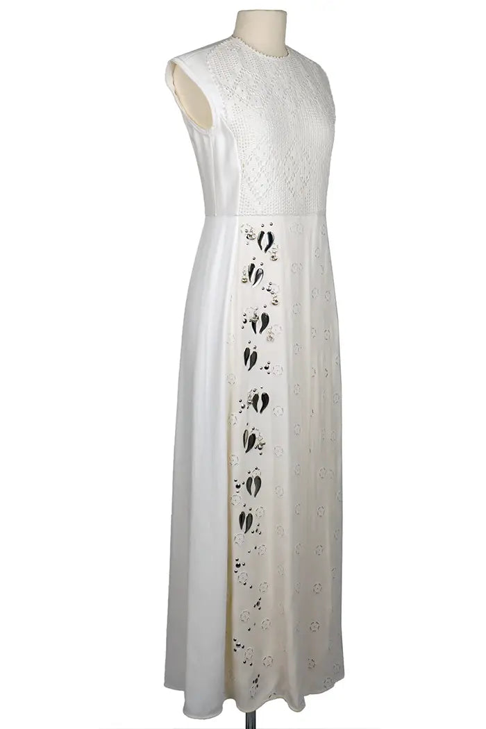Vestido blanca Chloé de largo medio, artículo de segunda mano, 3/4 vista