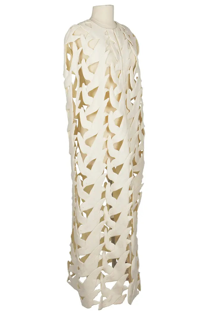 Valentino openwork cape in white virgin wool and cashmere, pre-owned item, 3/4 view