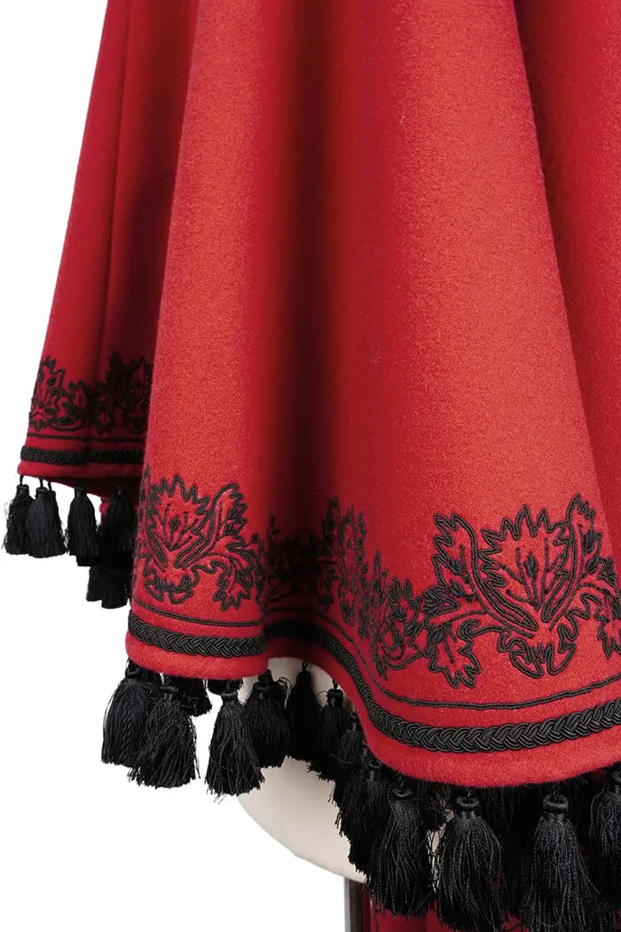 Chal Dior de lana virgen roja y flecos negros, artículo de segunda mano, zoom sobre el bordado