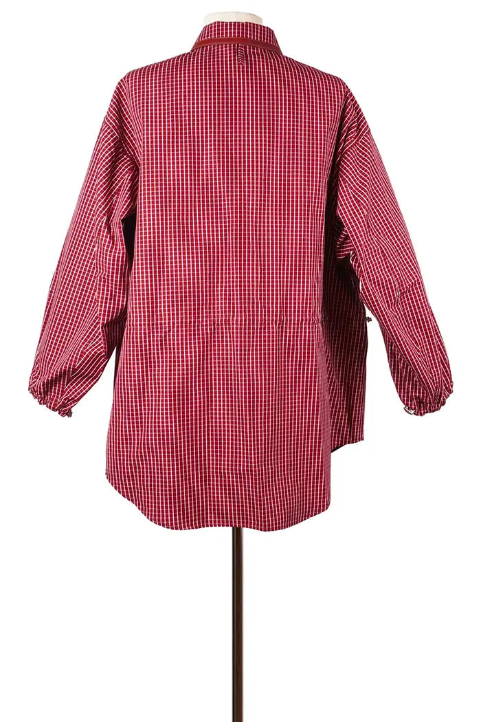Sur-chemise Hermès 100 % coton, à carreaux rouges, article d'occasion, vue de dos