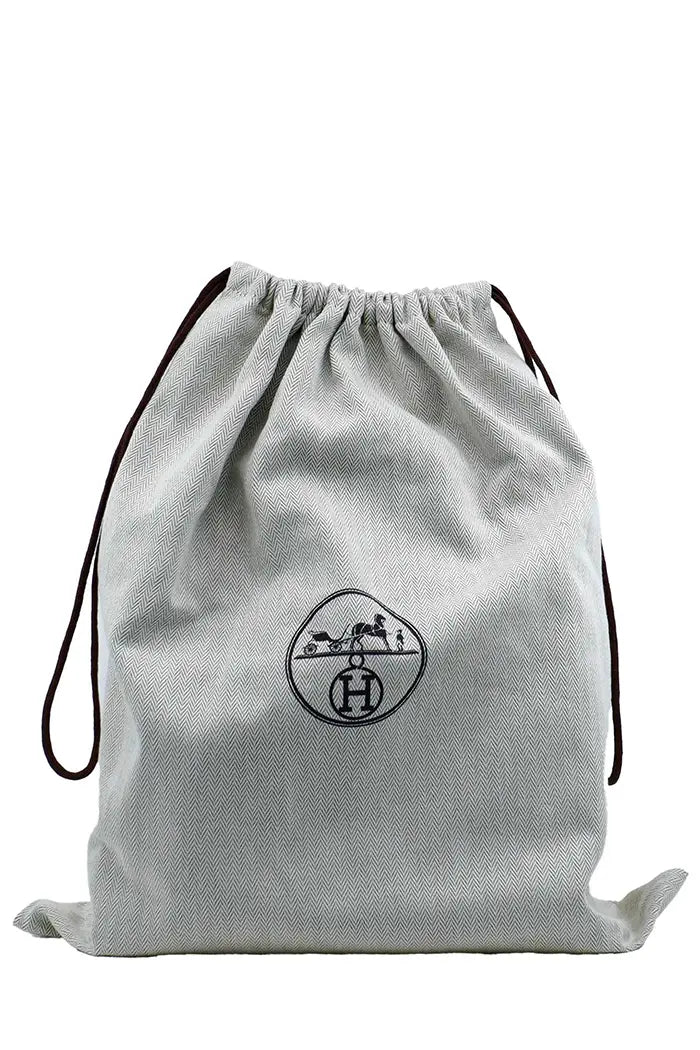 Staubbeutel von Hermès Kelly 25 Straußenleder Terrakotta | Neun.
