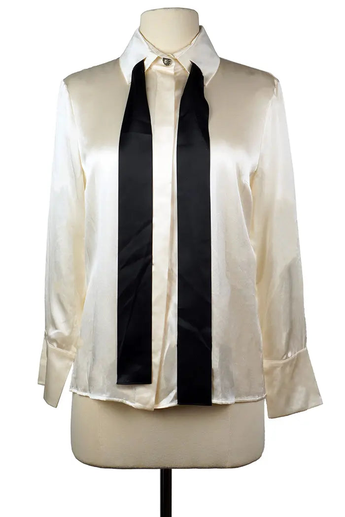 Chanel cream silk long-sleeve shirt, Size 38 FR, with tie for a modern look