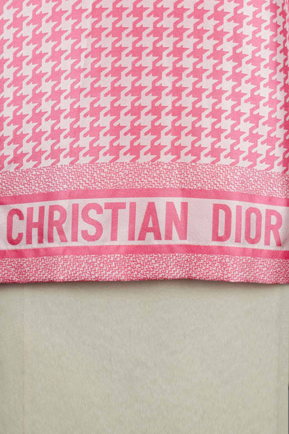 1000078 Close up on Christian Dior motif, Reench preloved, "Dior chez moi".