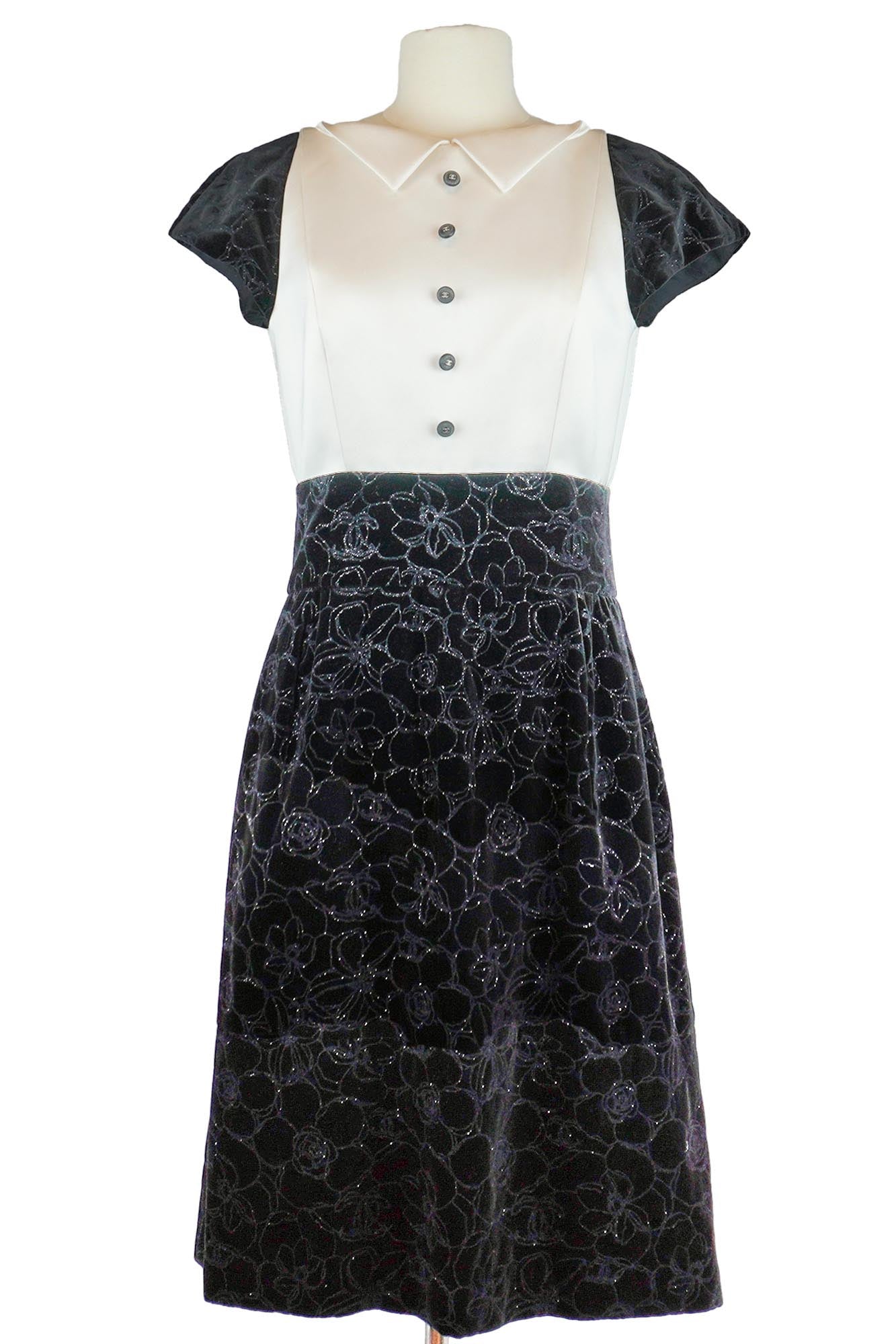 1000079 Chanel bicolor black and white dress, in velvet and silk, Reench preloved.